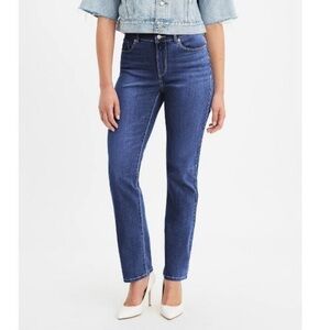 Levi's Women's Straight Leg Jeans - Blue